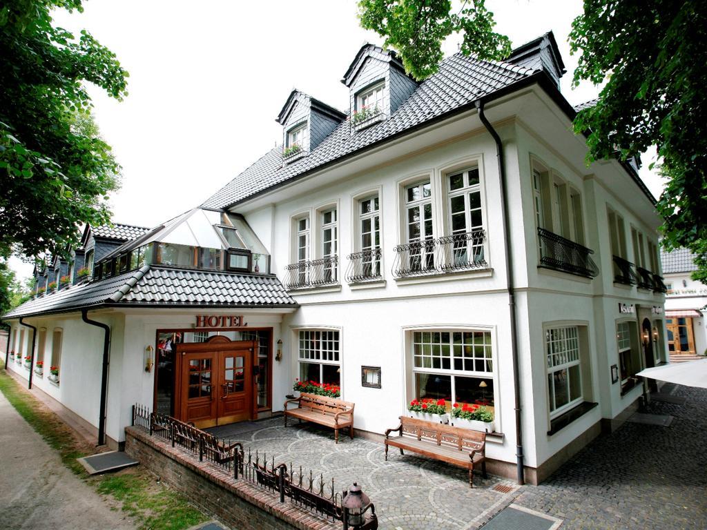 Hotel "Schloss Friedestrom" Dormagen Exterior foto